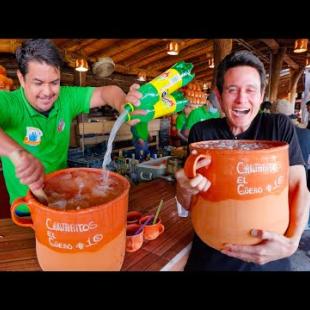 I Went to TEQUILA and This Happened!! 😱 🇲🇽 (Viva Mexico!!)