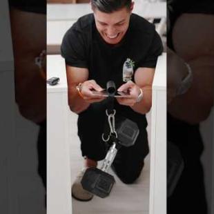 The STRONGEST Folding Phone - Holds 30KG!