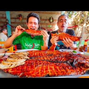 Mexican Food Paradise!! BEST SEAFOOD in Puerto Vallarta, Mexico!!