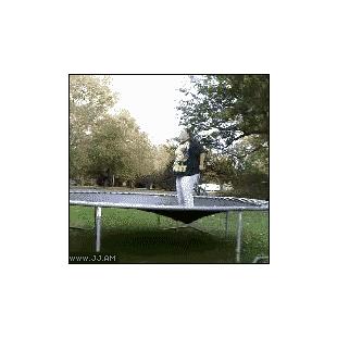 뚱보 트램펄린 점프