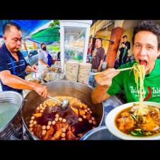 King of Beef Noodles!! Best Thai Muslim Street Food!!