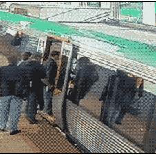 지하철 사고 구조