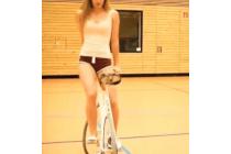 자전거 거꾸로 타기