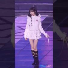 미모뿐 아니라 다리도 가늘어진 리즈 #LIZ #IVE #리즈 #아이브