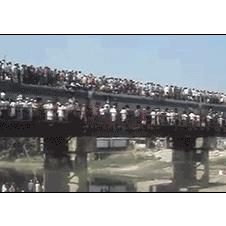 India-crowded-train
