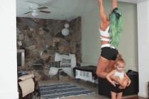 엄마의 턱걸이 운동법