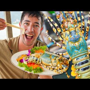 Eating Thailand's 7 COLOR LOBSTER 🇹🇭 Krabi's BEST Floating Seafood Restaurant!