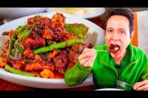 I Ate 29 Thai Foods in Australia!! (Some BETTER Than Thailand)