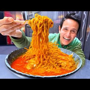 I Ate 29 Thai Foods in Australia!! (Some BETTER Than Thailand)