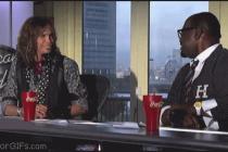 하이파이브 주먹 부딪치기