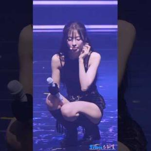 땀 닦고 물 마시는 아린