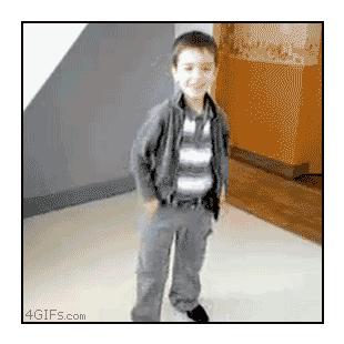 Kid_techno_dancing