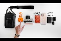 Minimal + LIGHT Tech Every Day Carry (EDC) - Japan Street Carry!