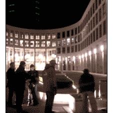 고층 건물 스트라이커