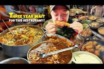 There is a THREE YEAR Wait for this “Secret” ALL YOU CAN EAT Backyard Restaurant in Florida