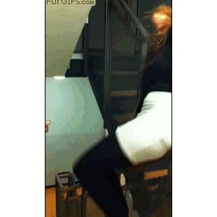 계단 난간 슬라이드 실패