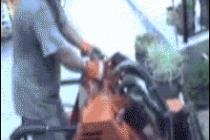 미니 버킷 로더 전복