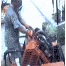 미니 버킷 로더 전복