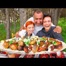 Armenian Food!! 13 TYPES of KEBABS + Dolma - Unbelievable Armenian BBQ Culture!!