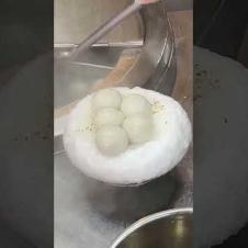 Mochi + Shaved Ice = The Most Addicting Dessert in Taiwan!