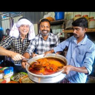 Spicy Indian Food!! TODDY SHOP - Fish Head Curry + Fresh Coconut Toddy in Kerala, India!