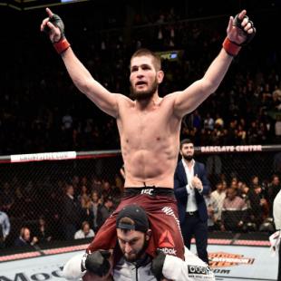 [UFC] 하빕 누르마고메도프 우여곡절 끝에 라이트급 챔피언 등극