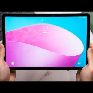 YOU Should Buy the Samsung Galaxy Tab S8, And Here's Why!