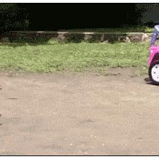 Power-wheels-barbie-jeep-sister