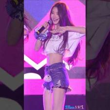 바디바디후~바디바디예~ #안나 #ANNA #미야오 #MEOVV